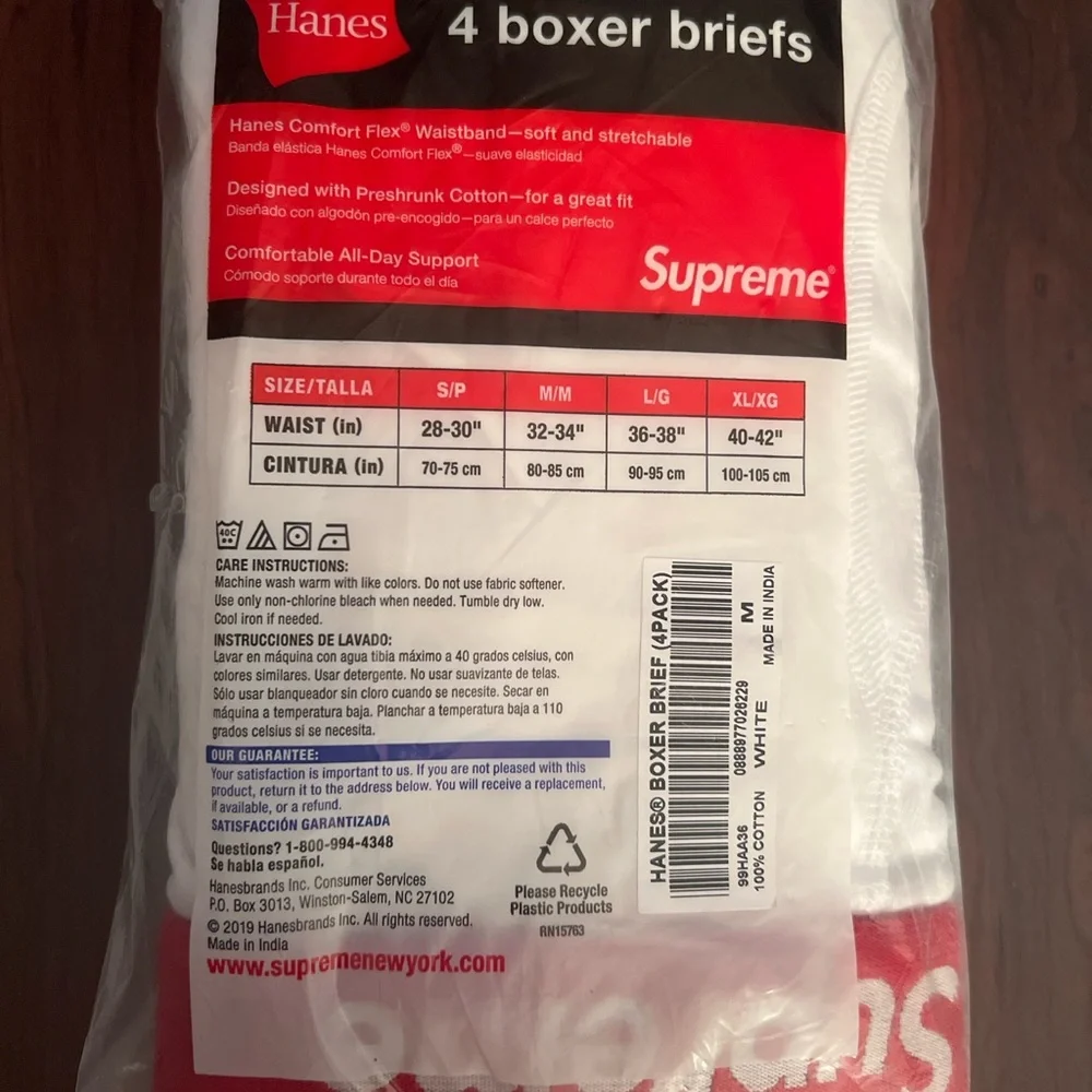 Supreme x Hanes boxer 4 pack